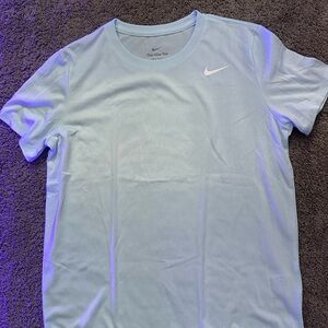 Nike Women’s Sky Blue Short Sleeve Tee